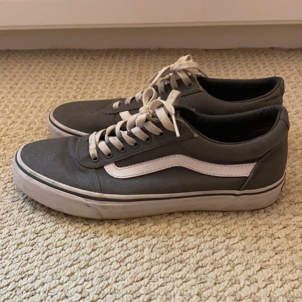 Grey vans size 9.5 men’s